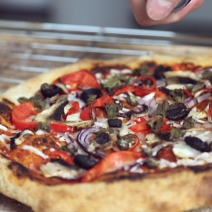 recept om zelf het ultieme pizza deeg te maken