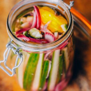 Zelf makkelijk komkommers inmaken met dit recept voor zoet zure komkommer
