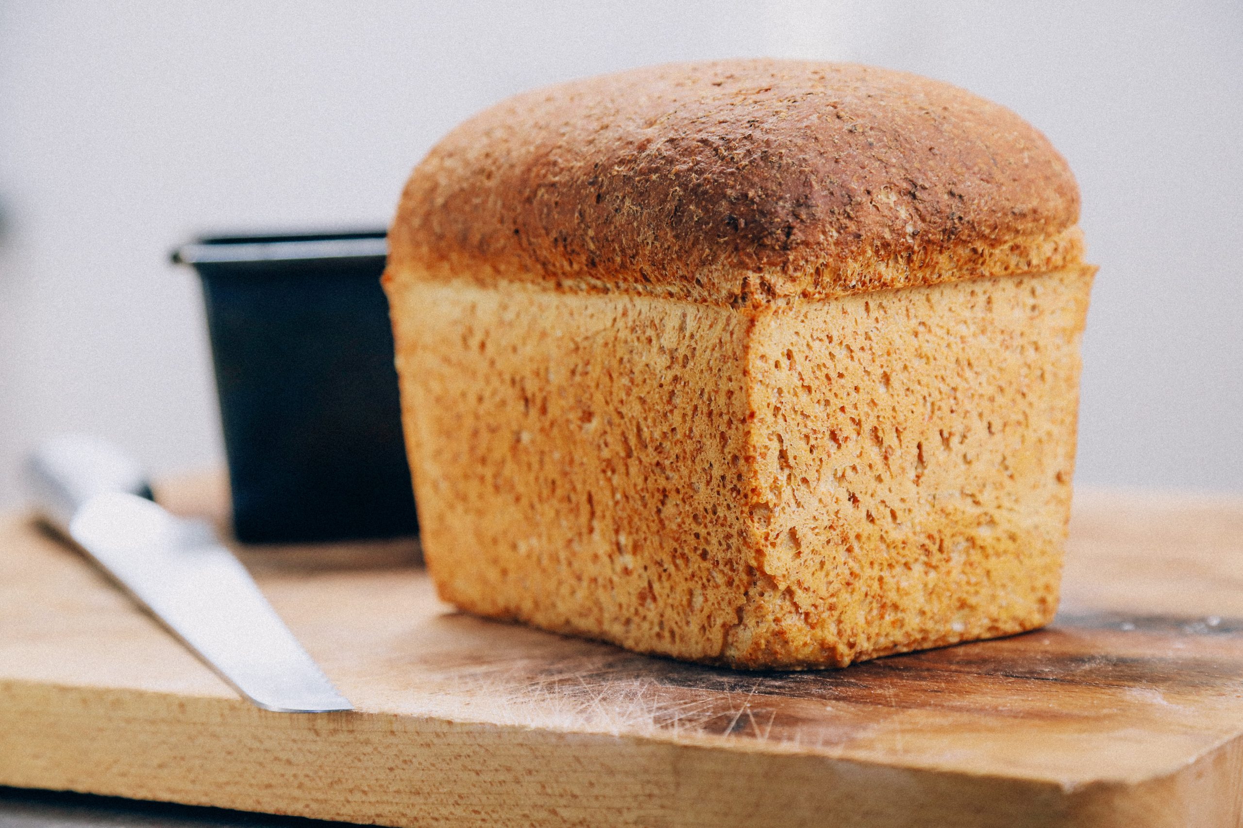 onderpand Begrip Achtervolging Lekker en luchtig volkorenbrood bakken - Maison Viridi | 100% volkoren