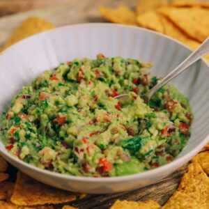Recept om zelf makkelijk de ultieme guacamole te maken