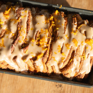 Recept voor een zoet pompoenbrood met vegan croissantdeeg
